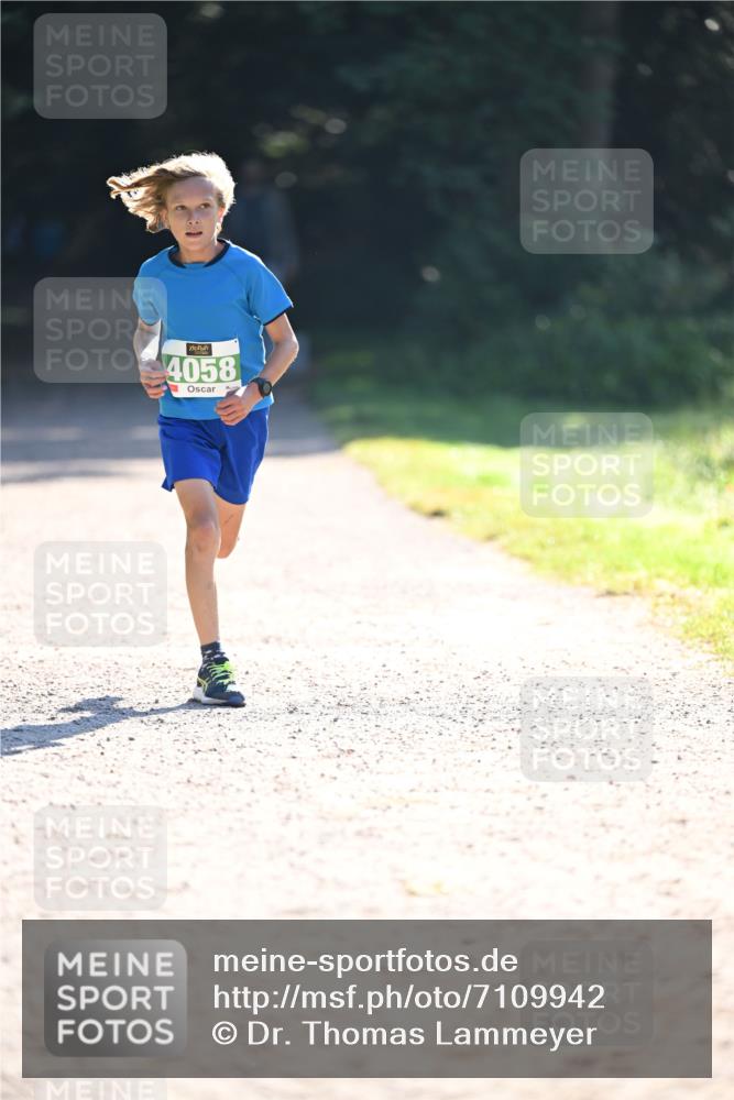 22.09.2024 - 32. Volkslauf durch das schöne Alstertal Dr. Thomas Lammeyer http://msf.ph/oto/7109942 22.09.2024 10:48:21 Laufen 4058 meine-sportfotos.de