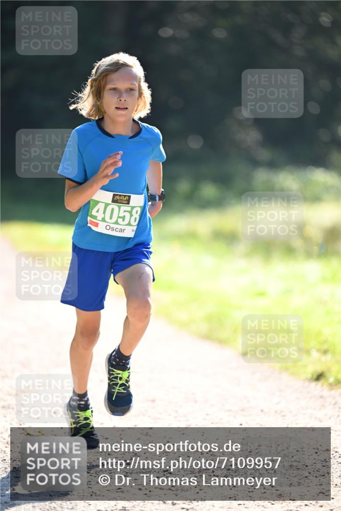 22.09.2024 - 32. Volkslauf durch das schöne Alstertal Dr. Thomas Lammeyer http://msf.ph/oto/7109957 22.09.2024 10:48:22 Laufen 4058 meine-sportfotos.de
