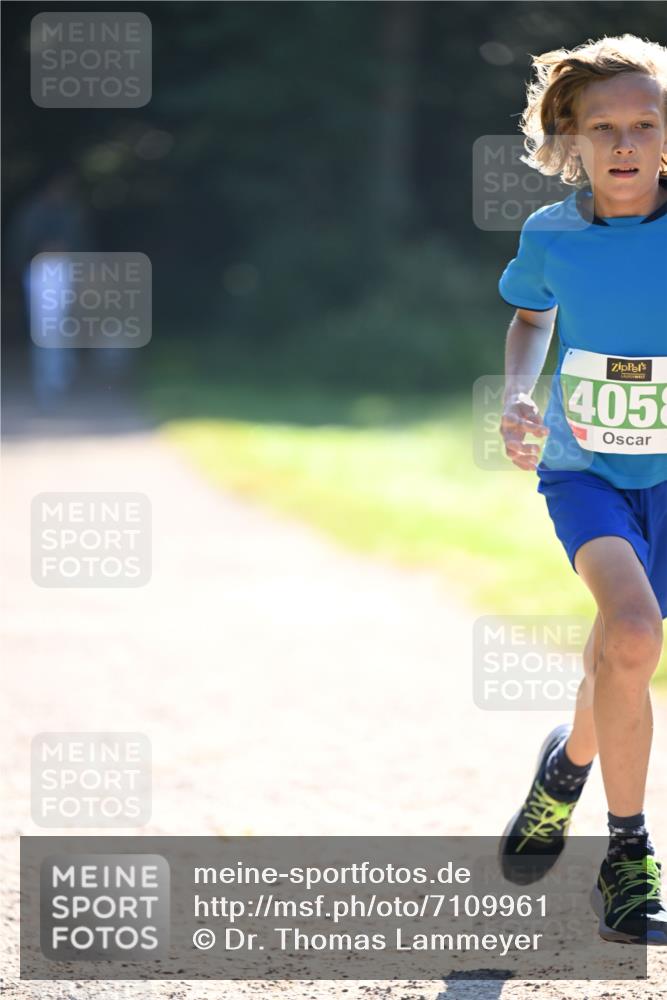 22.09.2024 - 32. Volkslauf durch das schöne Alstertal Dr. Thomas Lammeyer http://msf.ph/oto/7109961 22.09.2024 10:48:23 Laufen 405 meine-sportfotos.de