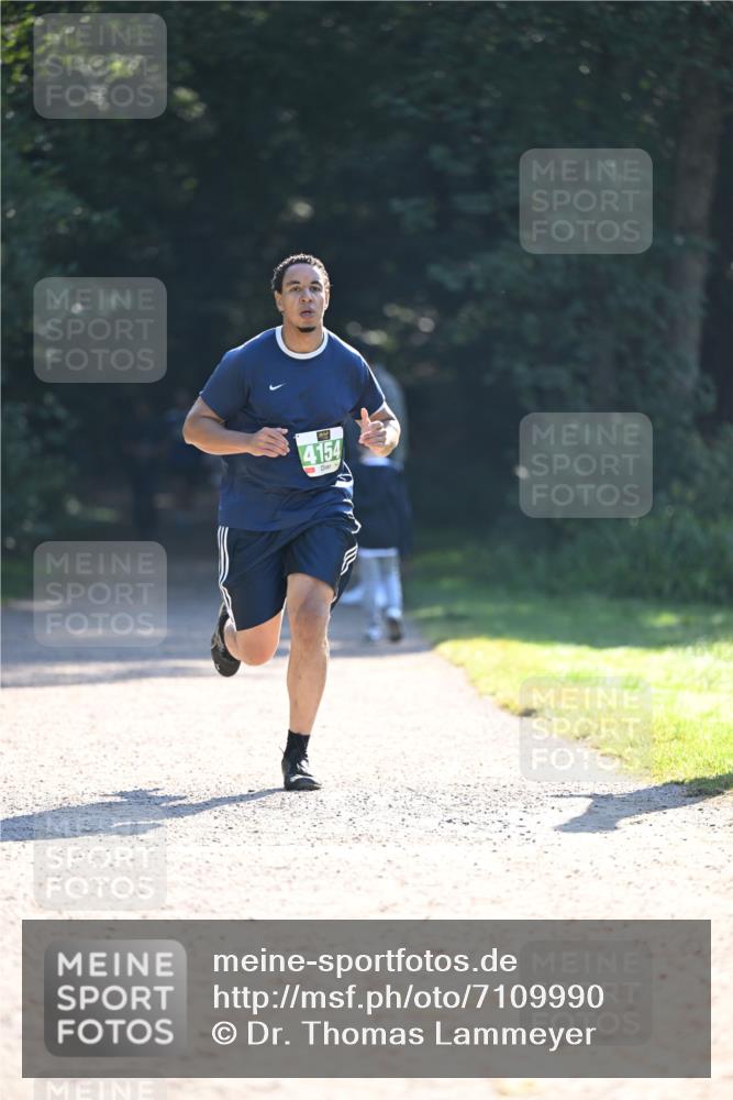 22.09.2024 - 32. Volkslauf durch das schöne Alstertal Dr. Thomas Lammeyer http://msf.ph/oto/7109990 22.09.2024 10:48:56 Laufen 4154 meine-sportfotos.de