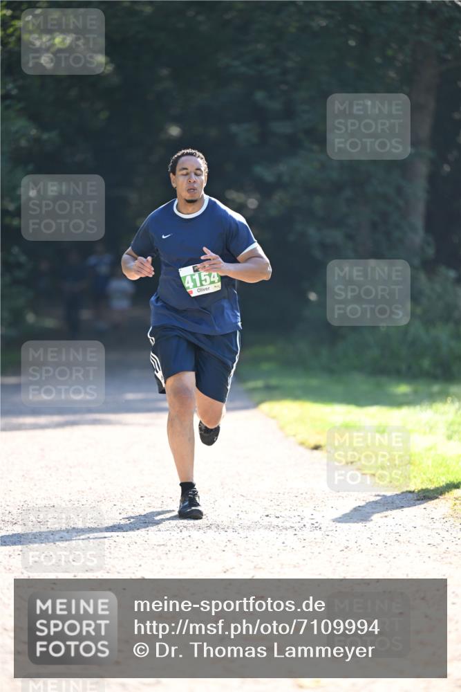 22.09.2024 - 32. Volkslauf durch das schöne Alstertal Dr. Thomas Lammeyer http://msf.ph/oto/7109994 22.09.2024 10:48:56 Laufen 4154 meine-sportfotos.de