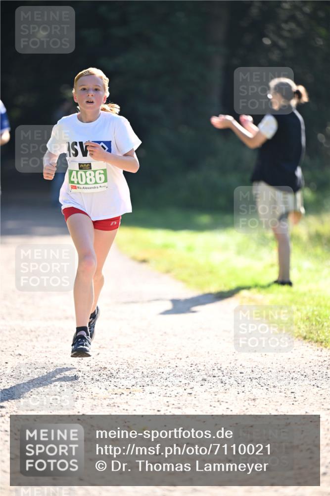 22.09.2024 - 32. Volkslauf durch das schöne Alstertal Dr. Thomas Lammeyer http://msf.ph/oto/7110021 22.09.2024 10:49:11 Laufen 4086 meine-sportfotos.de