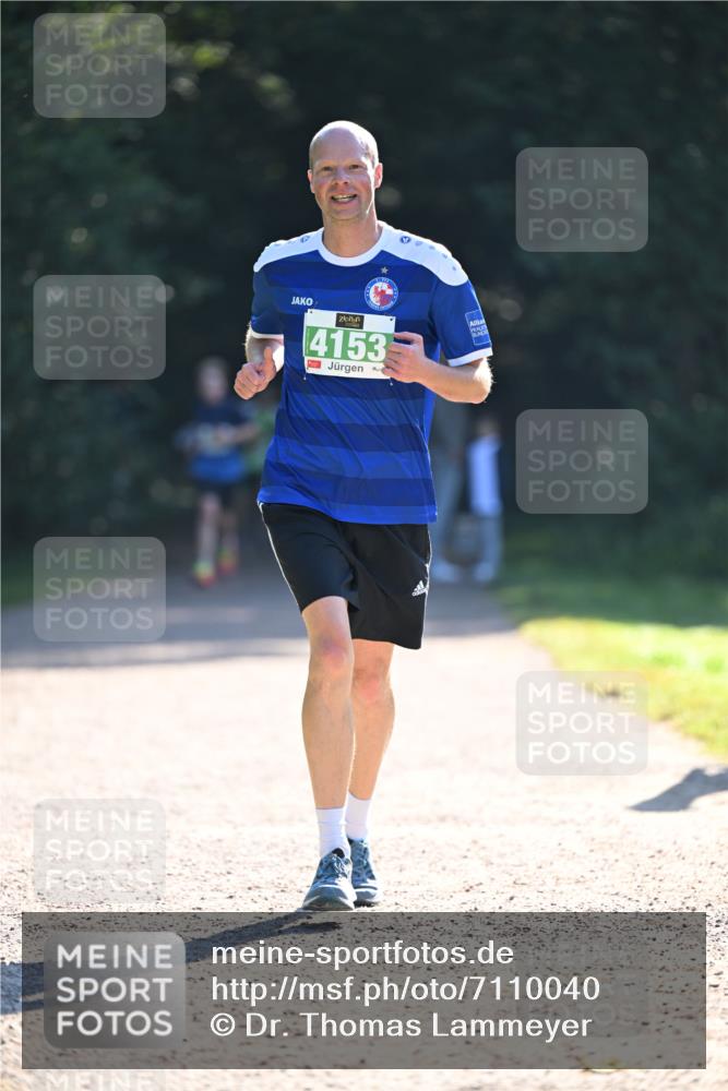 22.09.2024 - 32. Volkslauf durch das schöne Alstertal Dr. Thomas Lammeyer http://msf.ph/oto/7110040 22.09.2024 10:49:14 Laufen 4153 meine-sportfotos.de