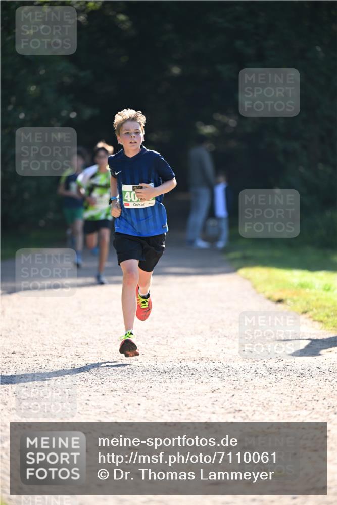 22.09.2024 - 32. Volkslauf durch das schöne Alstertal Dr. Thomas Lammeyer http://msf.ph/oto/7110061 22.09.2024 10:49:21 Laufen 40 meine-sportfotos.de