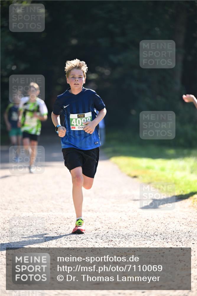 22.09.2024 - 32. Volkslauf durch das schöne Alstertal Dr. Thomas Lammeyer http://msf.ph/oto/7110069 22.09.2024 10:49:22 Laufen 4009 meine-sportfotos.de