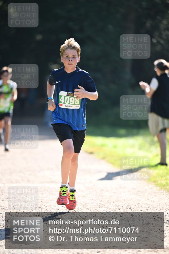 22.09.2024 - 32. Volkslauf durch das schöne Alstertal Dr. Thomas Lammeyer http://msf.ph/oto/7110074 22.09.2024 10:49:22 Laufen 4098 meine-sportfotos.de
