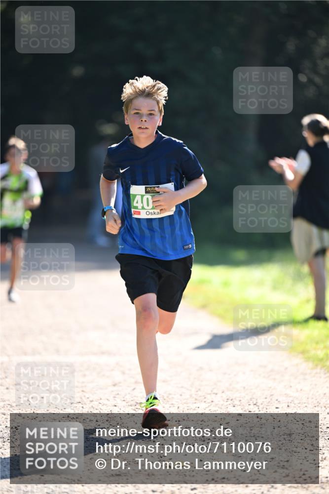 22.09.2024 - 32. Volkslauf durch das schöne Alstertal Dr. Thomas Lammeyer http://msf.ph/oto/7110076 22.09.2024 10:49:22 Laufen 40 meine-sportfotos.de