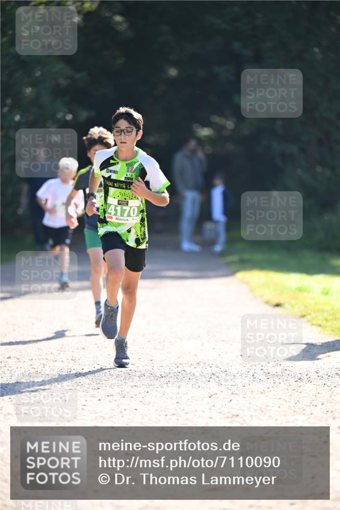 22.09.2024 - 32. Volkslauf durch das schöne Alstertal Dr. Thomas Lammeyer http://msf.ph/oto/7110090 22.09.2024 10:49:24 Laufen 678, 22, 4170 meine-sportfotos.de