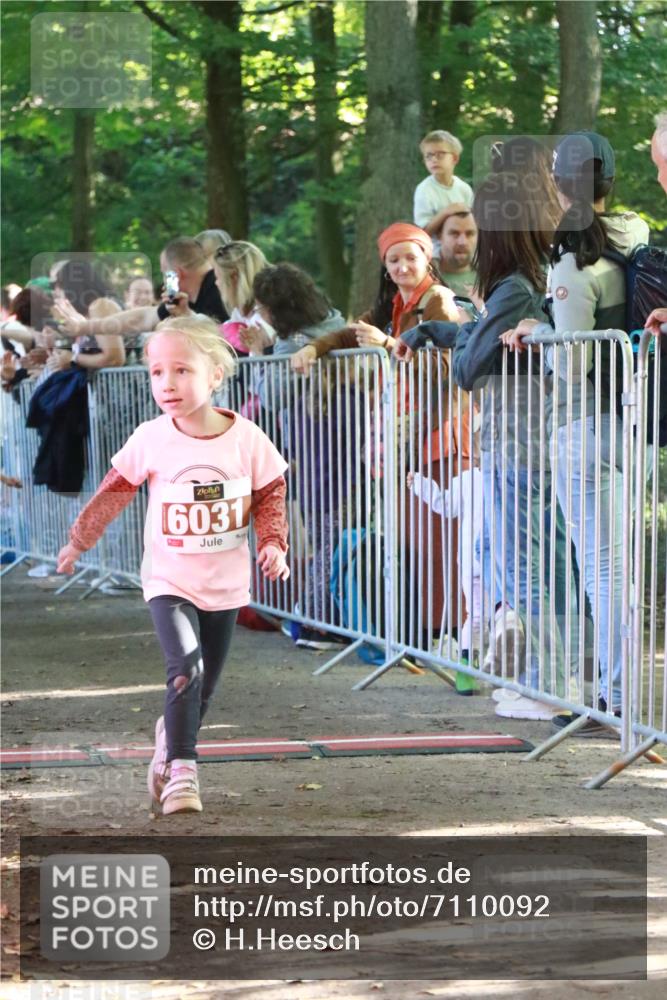 22.09.2024 - 32. Volkslauf durch das schöne Alstertal H.Heesch http://msf.ph/oto/7110092 22.09.2024 10:44:26 Ziel  meine-sportfotos.de