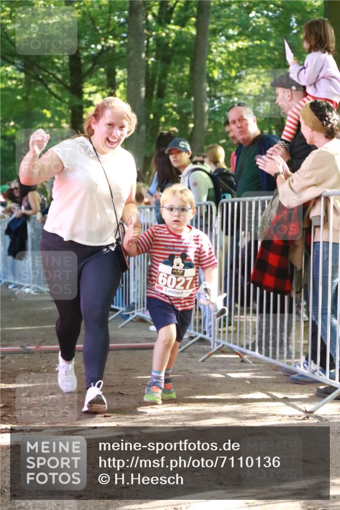 22.09.2024 - 32. Volkslauf durch das schöne Alstertal H.Heesch http://msf.ph/oto/7110136 22.09.2024 10:44:44 Ziel  meine-sportfotos.de