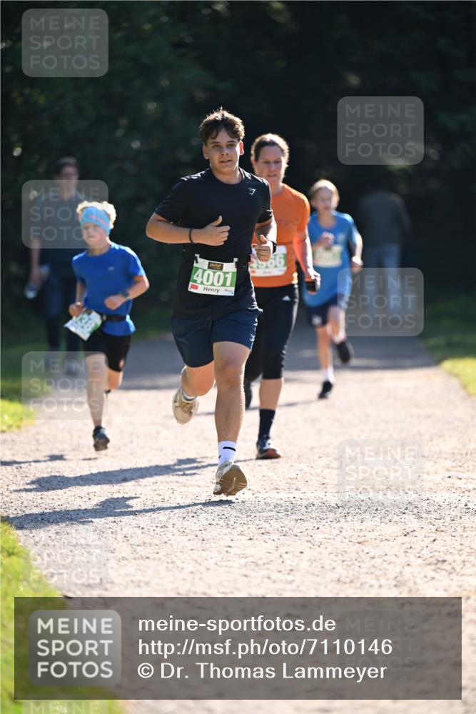 22.09.2024 - 32. Volkslauf durch das schöne Alstertal Dr. Thomas Lammeyer http://msf.ph/oto/7110146 22.09.2024 10:49:34 Laufen 4001, 7, 566 meine-sportfotos.de