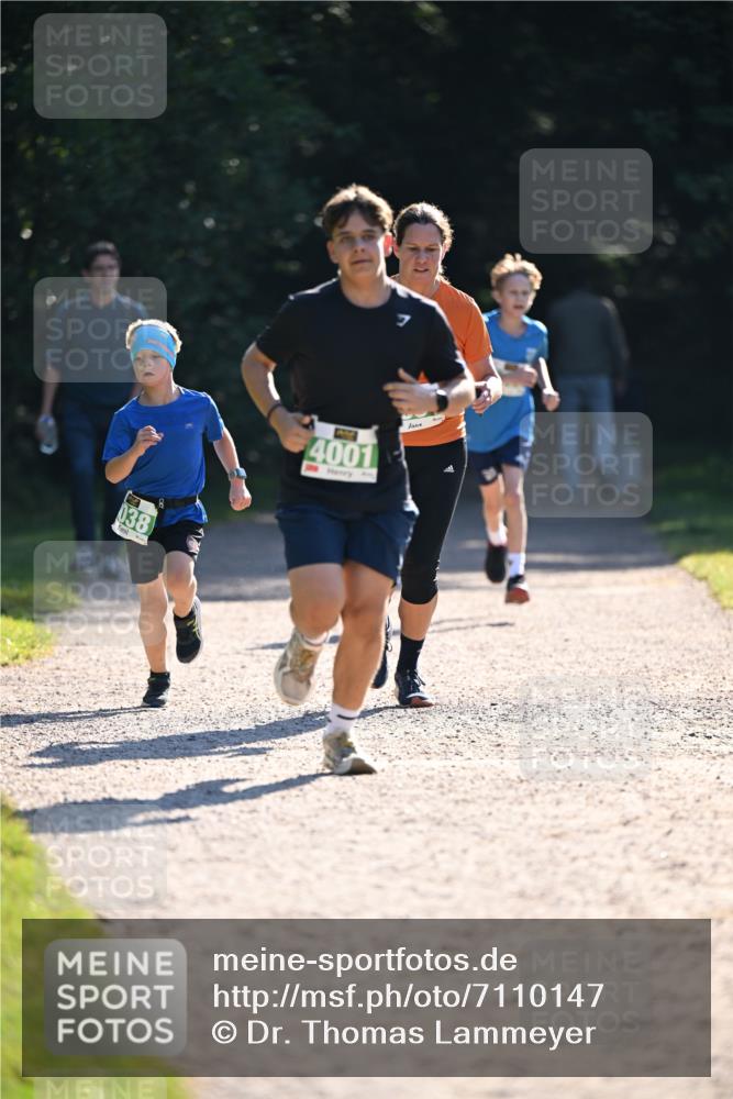 22.09.2024 - 32. Volkslauf durch das schöne Alstertal Dr. Thomas Lammeyer http://msf.ph/oto/7110147 22.09.2024 10:49:34 Laufen 038, 4001 meine-sportfotos.de