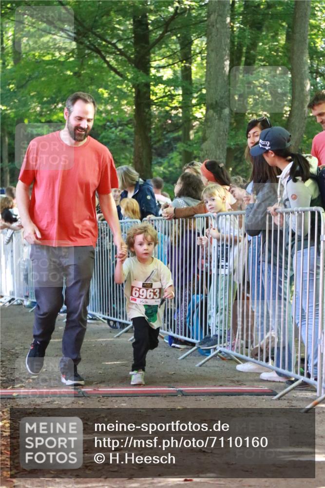 22.09.2024 - 32. Volkslauf durch das schöne Alstertal H.Heesch http://msf.ph/oto/7110160 22.09.2024 10:44:49 Ziel 5037 meine-sportfotos.de