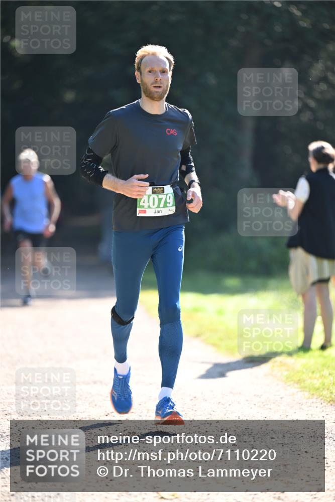 22.09.2024 - 32. Volkslauf durch das schöne Alstertal Dr. Thomas Lammeyer http://msf.ph/oto/7110220 22.09.2024 10:50:07 Laufen 4079 meine-sportfotos.de