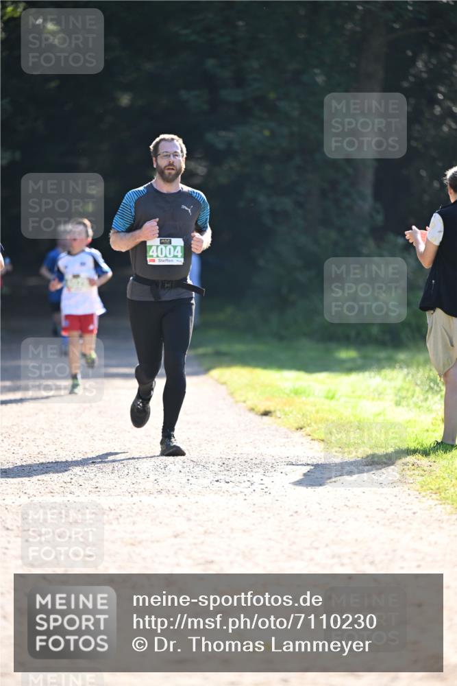 22.09.2024 - 32. Volkslauf durch das schöne Alstertal Dr. Thomas Lammeyer http://msf.ph/oto/7110230 22.09.2024 10:50:13 Laufen 4004 meine-sportfotos.de