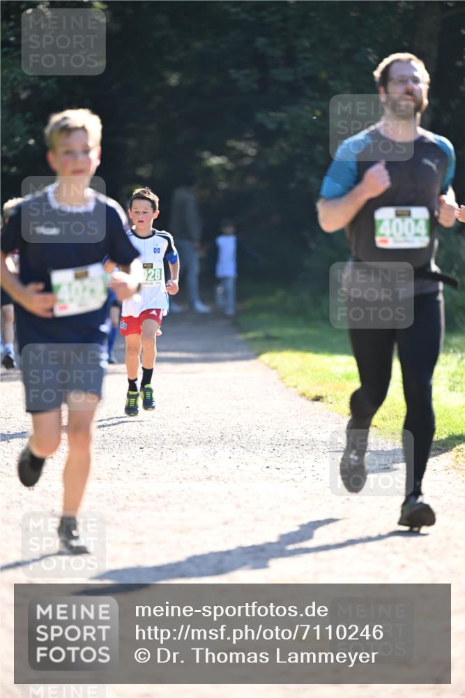 22.09.2024 - 32. Volkslauf durch das schöne Alstertal Dr. Thomas Lammeyer http://msf.ph/oto/7110246 22.09.2024 10:50:15 Laufen 028, 4004 meine-sportfotos.de