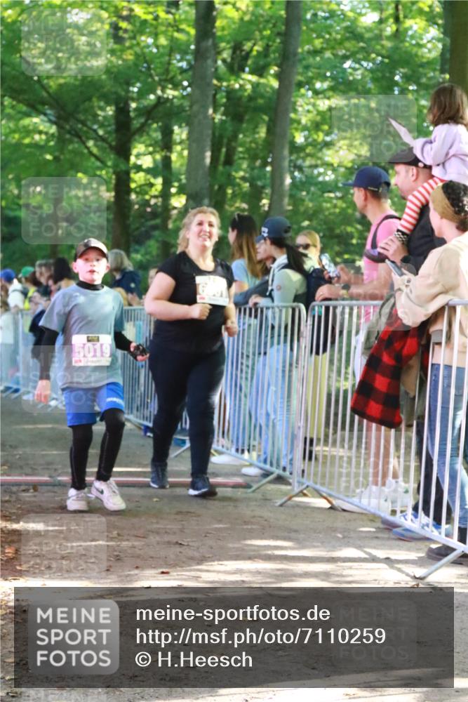 22.09.2024 - 32. Volkslauf durch das schöne Alstertal H.Heesch http://msf.ph/oto/7110259 22.09.2024 10:45:12 Ziel 5019 meine-sportfotos.de