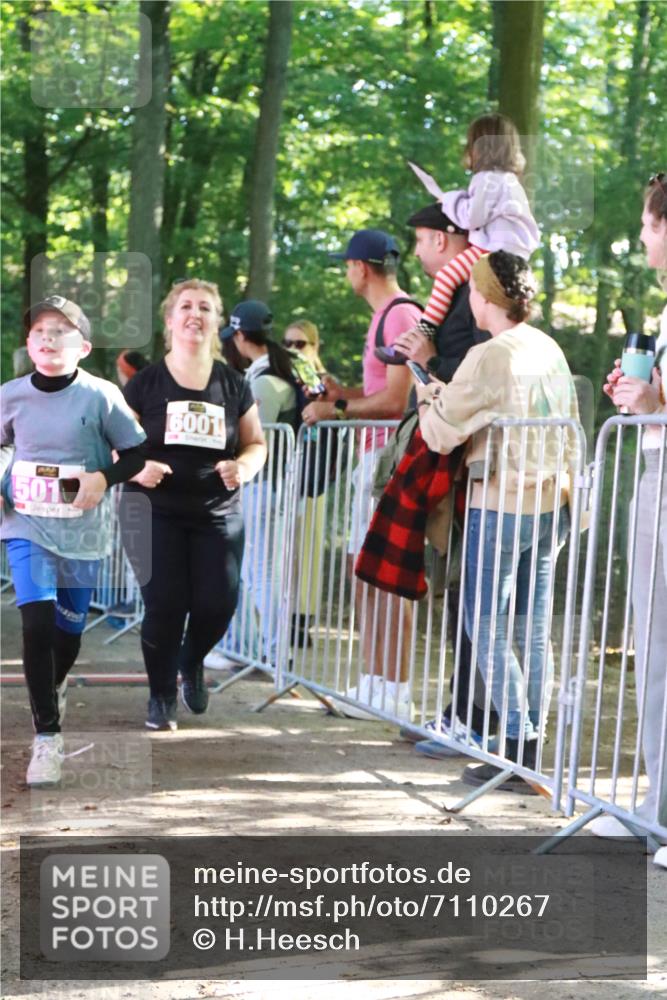 22.09.2024 - 32. Volkslauf durch das schöne Alstertal H.Heesch http://msf.ph/oto/7110267 22.09.2024 10:45:12 Ziel 5019 meine-sportfotos.de
