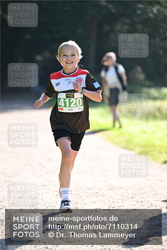 22.09.2024 - 32. Volkslauf durch das schöne Alstertal Dr. Thomas Lammeyer http://msf.ph/oto/7110314 22.09.2024 10:50:23 Laufen 10, 4120 meine-sportfotos.de