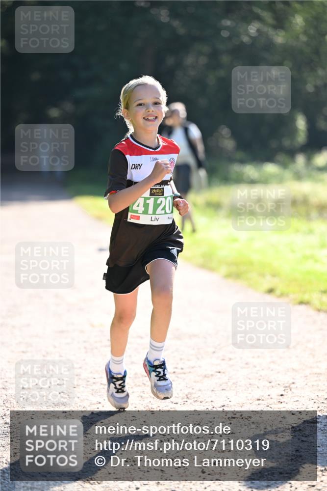 22.09.2024 - 32. Volkslauf durch das schöne Alstertal Dr. Thomas Lammeyer http://msf.ph/oto/7110319 22.09.2024 10:50:23 Laufen 4120 meine-sportfotos.de