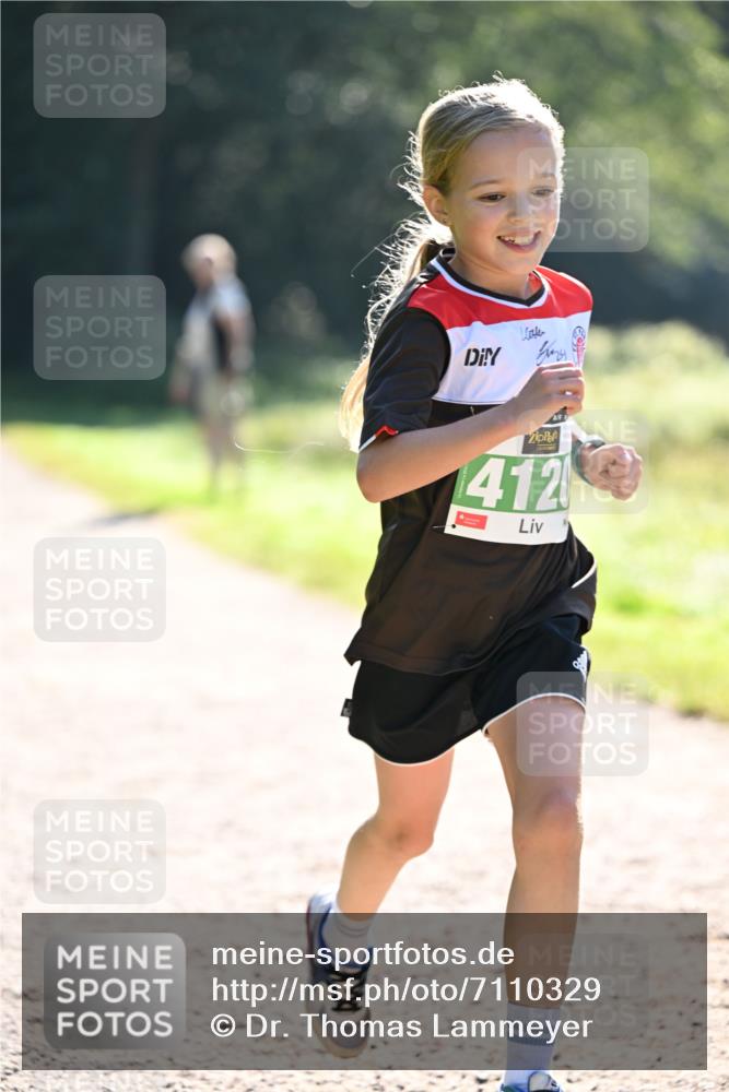 22.09.2024 - 32. Volkslauf durch das schöne Alstertal Dr. Thomas Lammeyer http://msf.ph/oto/7110329 22.09.2024 10:50:24 Laufen 412 meine-sportfotos.de