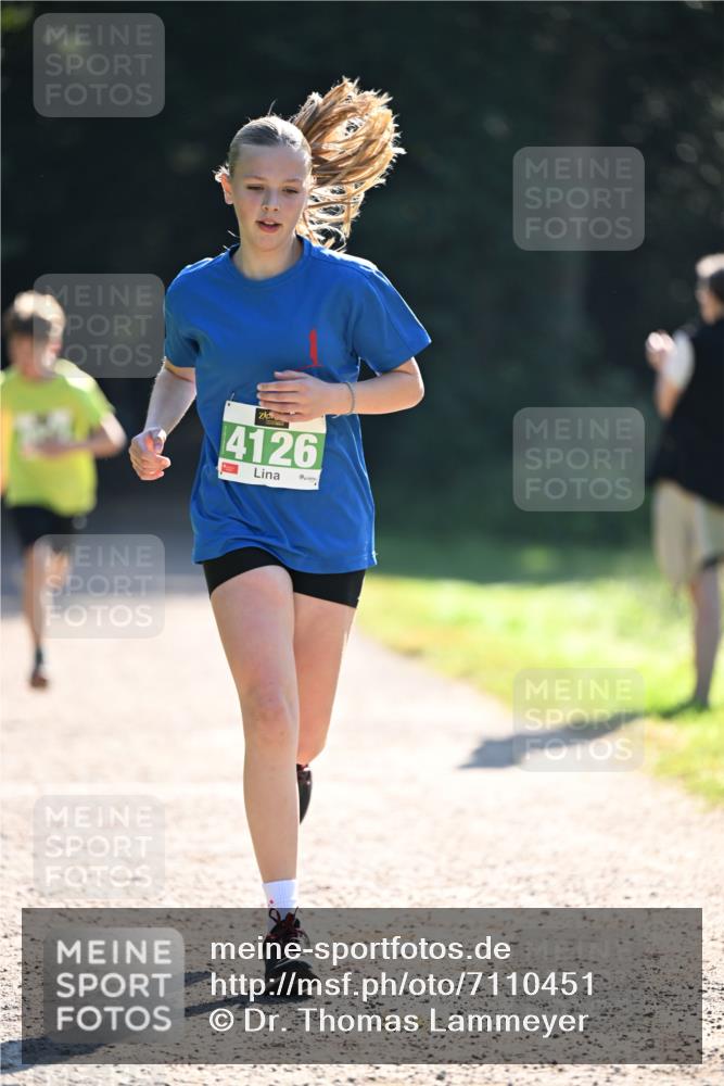22.09.2024 - 32. Volkslauf durch das schöne Alstertal Dr. Thomas Lammeyer http://msf.ph/oto/7110451 22.09.2024 10:50:58 Laufen 4126 meine-sportfotos.de