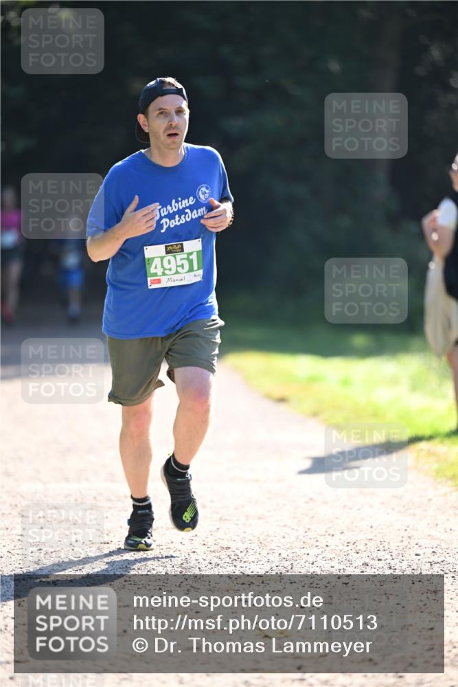 22.09.2024 - 32. Volkslauf durch das schöne Alstertal Dr. Thomas Lammeyer http://msf.ph/oto/7110513 22.09.2024 10:51:04 Laufen 4951 meine-sportfotos.de