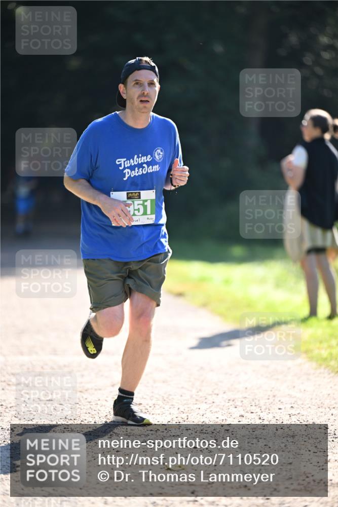 22.09.2024 - 32. Volkslauf durch das schöne Alstertal Dr. Thomas Lammeyer http://msf.ph/oto/7110520 22.09.2024 10:51:04 Laufen 751 meine-sportfotos.de