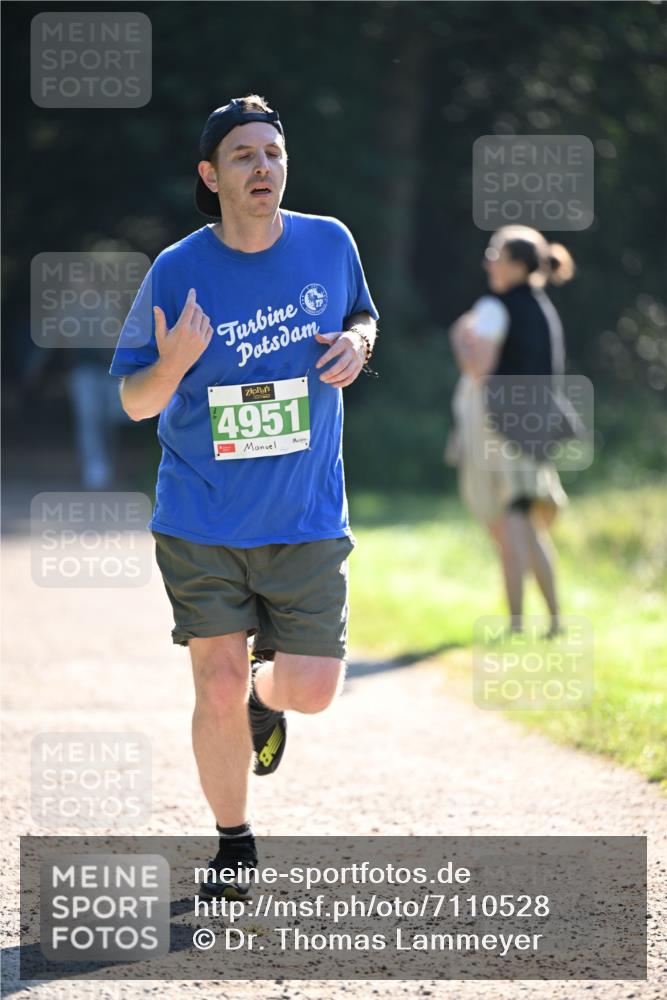 22.09.2024 - 32. Volkslauf durch das schöne Alstertal Dr. Thomas Lammeyer http://msf.ph/oto/7110528 22.09.2024 10:51:04 Laufen 4951 meine-sportfotos.de