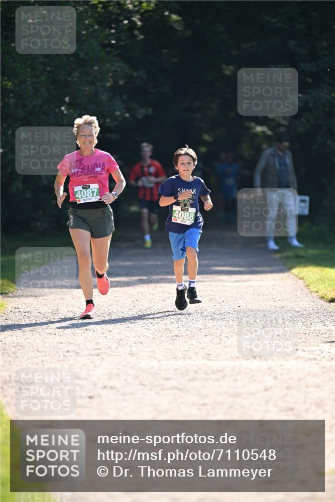 22.09.2024 - 32. Volkslauf durch das schöne Alstertal Dr. Thomas Lammeyer http://msf.ph/oto/7110548 22.09.2024 10:51:11 Laufen 4087, 161, 4088 meine-sportfotos.de