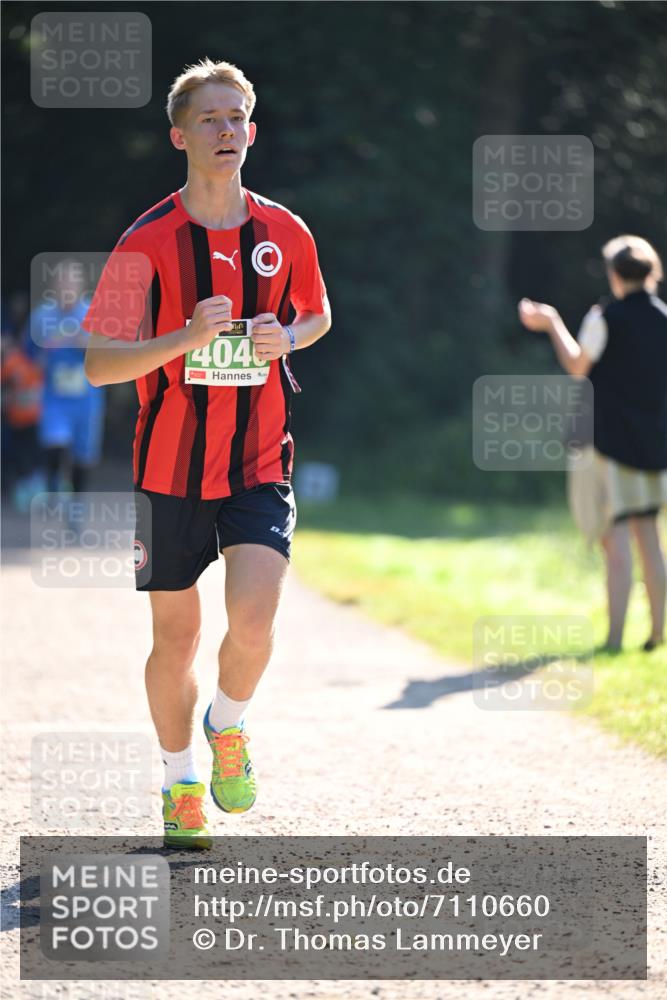 22.09.2024 - 32. Volkslauf durch das schöne Alstertal Dr. Thomas Lammeyer http://msf.ph/oto/7110660 22.09.2024 10:51:21 Laufen 1404 meine-sportfotos.de
