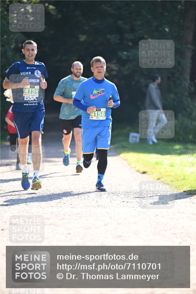 22.09.2024 - 32. Volkslauf durch das schöne Alstertal Dr. Thomas Lammeyer http://msf.ph/oto/7110701 22.09.2024 10:51:25 Laufen 4159, 4158 meine-sportfotos.de