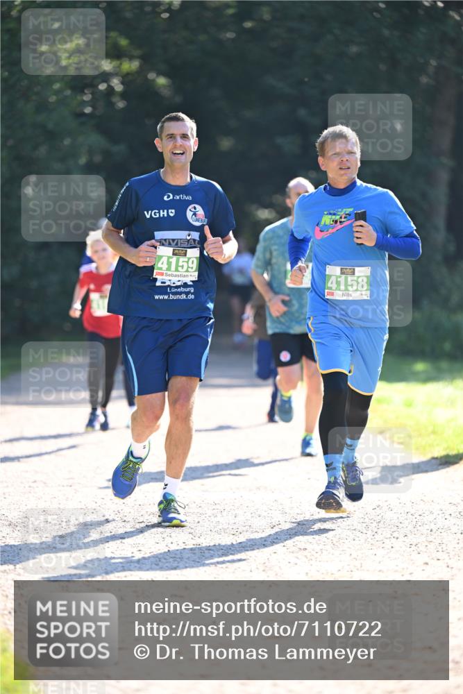 22.09.2024 - 32. Volkslauf durch das schöne Alstertal Dr. Thomas Lammeyer http://msf.ph/oto/7110722 22.09.2024 10:51:27 Laufen 4159, 4158 meine-sportfotos.de