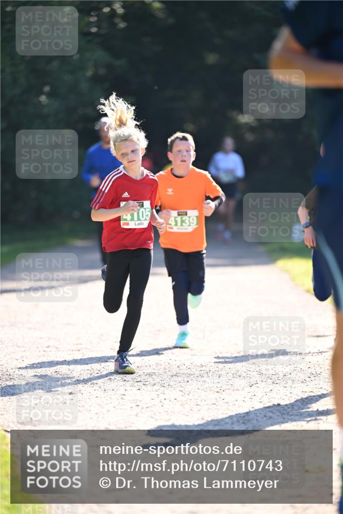 22.09.2024 - 32. Volkslauf durch das schöne Alstertal Dr. Thomas Lammeyer http://msf.ph/oto/7110743 22.09.2024 10:51:29 Laufen 4105, 4139 meine-sportfotos.de