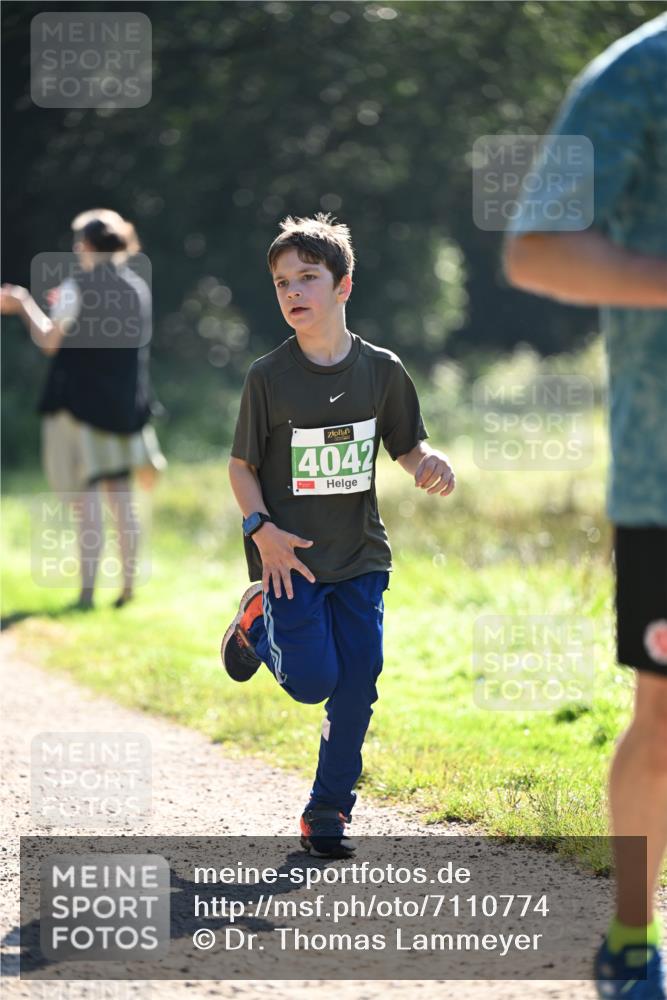 22.09.2024 - 32. Volkslauf durch das schöne Alstertal Dr. Thomas Lammeyer http://msf.ph/oto/7110774 22.09.2024 10:51:31 Laufen 4042 meine-sportfotos.de