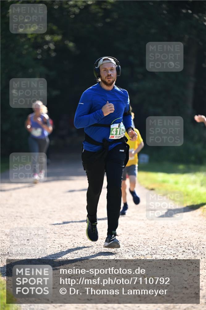22.09.2024 - 32. Volkslauf durch das schöne Alstertal Dr. Thomas Lammeyer http://msf.ph/oto/7110792 22.09.2024 10:51:34 Laufen 41 meine-sportfotos.de