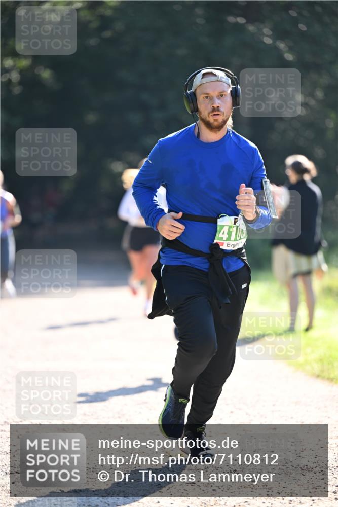 22.09.2024 - 32. Volkslauf durch das schöne Alstertal Dr. Thomas Lammeyer http://msf.ph/oto/7110812 22.09.2024 10:51:35 Laufen 410 meine-sportfotos.de
