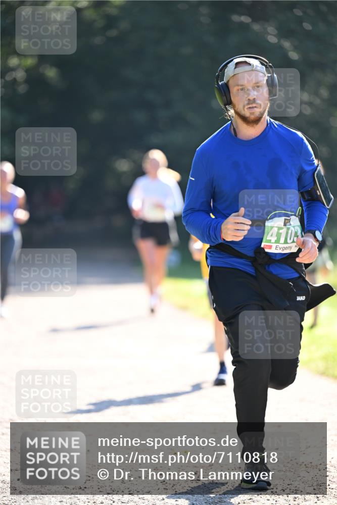 22.09.2024 - 32. Volkslauf durch das schöne Alstertal Dr. Thomas Lammeyer http://msf.ph/oto/7110818 22.09.2024 10:51:35 Laufen 410 meine-sportfotos.de