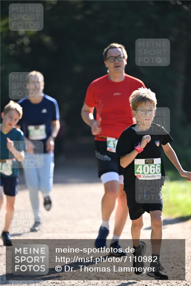22.09.2024 - 32. Volkslauf durch das schöne Alstertal Dr. Thomas Lammeyer http://msf.ph/oto/7110982 22.09.2024 10:51:55 Laufen 4066 meine-sportfotos.de
