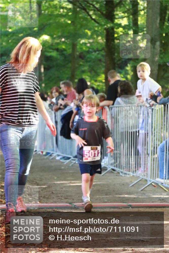 22.09.2024 - 32. Volkslauf durch das schöne Alstertal H.Heesch http://msf.ph/oto/7111091 22.09.2024 10:49:55 Ziel 5012 meine-sportfotos.de