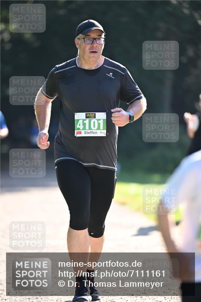 22.09.2024 - 32. Volkslauf durch das schöne Alstertal Dr. Thomas Lammeyer http://msf.ph/oto/7111161 22.09.2024 10:52:28 Laufen 4101 meine-sportfotos.de