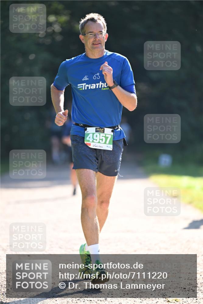 22.09.2024 - 32. Volkslauf durch das schöne Alstertal Dr. Thomas Lammeyer http://msf.ph/oto/7111220 22.09.2024 10:52:34 Laufen 4957 meine-sportfotos.de