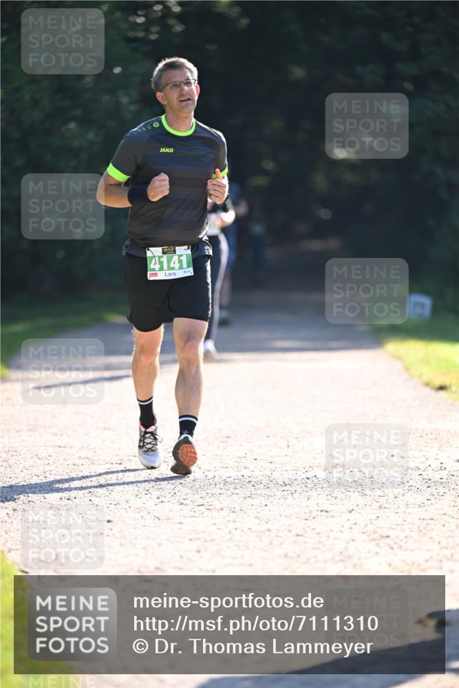 22.09.2024 - 32. Volkslauf durch das schöne Alstertal Dr. Thomas Lammeyer http://msf.ph/oto/7111310 22.09.2024 10:52:48 Laufen 4141 meine-sportfotos.de