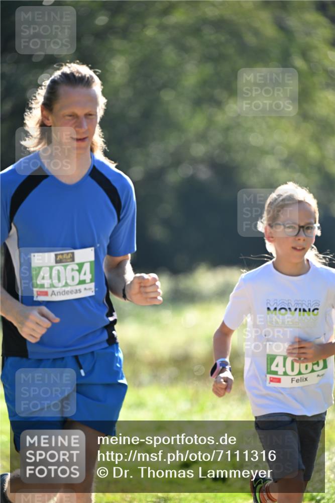 22.09.2024 - 32. Volkslauf durch das schöne Alstertal Dr. Thomas Lammeyer http://msf.ph/oto/7111316 22.09.2024 10:52:49 Laufen 7425, 4064, 4069 meine-sportfotos.de