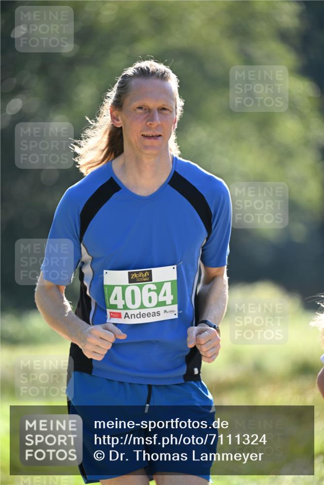 22.09.2024 - 32. Volkslauf durch das schöne Alstertal Dr. Thomas Lammeyer http://msf.ph/oto/7111324 22.09.2024 10:52:49 Laufen 4064 meine-sportfotos.de