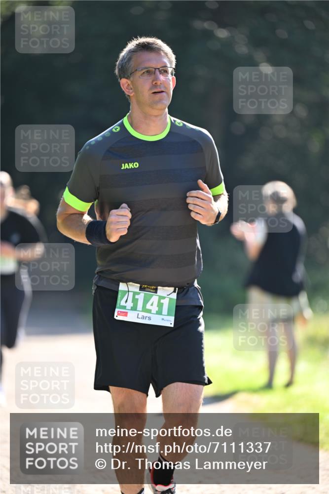 22.09.2024 - 32. Volkslauf durch das schöne Alstertal Dr. Thomas Lammeyer http://msf.ph/oto/7111337 22.09.2024 10:52:51 Laufen 4141 meine-sportfotos.de