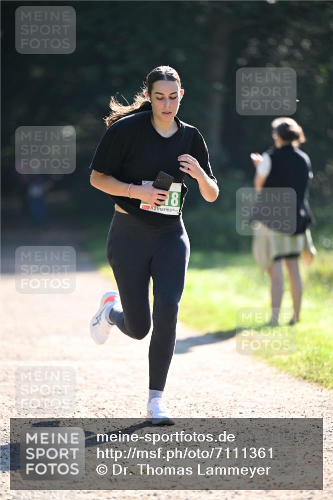 22.09.2024 - 32. Volkslauf durch das schöne Alstertal Dr. Thomas Lammeyer http://msf.ph/oto/7111361 22.09.2024 10:52:52 Laufen 18 meine-sportfotos.de