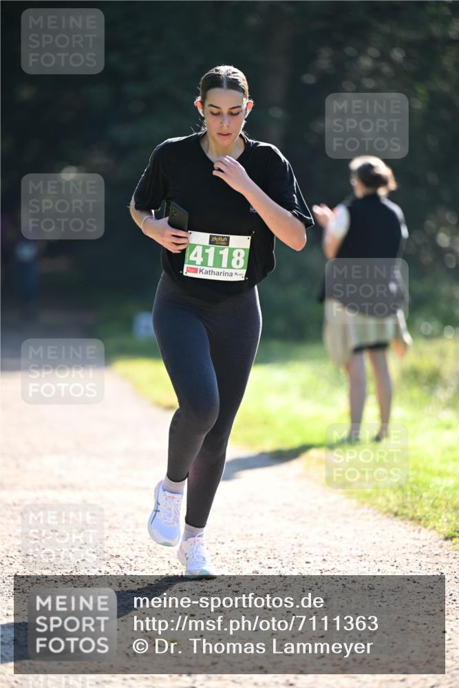 22.09.2024 - 32. Volkslauf durch das schöne Alstertal Dr. Thomas Lammeyer http://msf.ph/oto/7111363 22.09.2024 10:52:53 Laufen 4118 meine-sportfotos.de