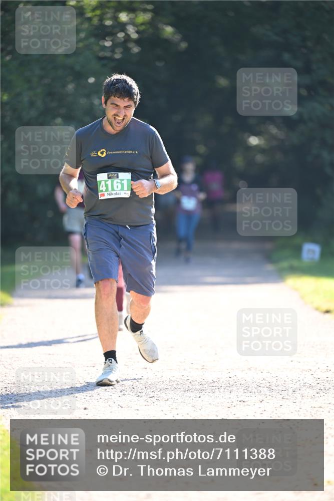 22.09.2024 - 32. Volkslauf durch das schöne Alstertal Dr. Thomas Lammeyer http://msf.ph/oto/7111388 22.09.2024 10:52:56 Laufen 4161 meine-sportfotos.de