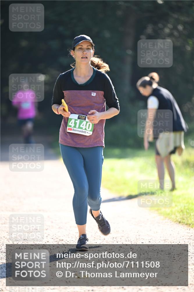 22.09.2024 - 32. Volkslauf durch das schöne Alstertal Dr. Thomas Lammeyer http://msf.ph/oto/7111508 22.09.2024 10:53:07 Laufen 4140 meine-sportfotos.de